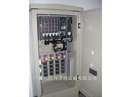 Traffic light model control machine